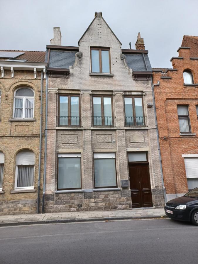 De Galerie - Green Leaves Ypres Exterior foto